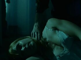 Малин Крепин секси – Срок (2012) #3