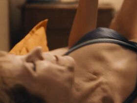 Мэгги Сивантос голая – Маленькая Швейцария (2019) #5