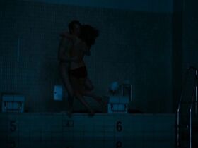 Малин Крепин голая – В твоих венах (2009) #10