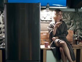 Анна Старшенбаум секси – Волшебник s01e07 (2019) #9