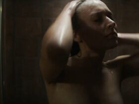 Йозефин Асплунд голая – Святилище s01e03 (2019) #6