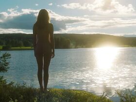 Андреа Винтер голая – Кровавый рай (2018) #18