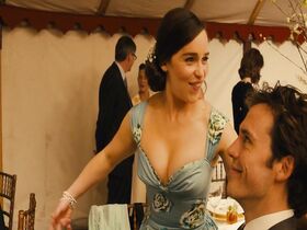 Эмилия Кларк секси – До встречи с тобой (2016)