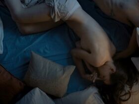 Виктория Луэнго голая – Рождественская ночь в Барселоне (2015) #12