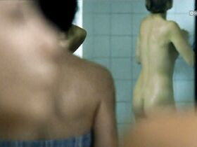 Мария Кёстлингер голая – Ausgeliefert (2002) #3