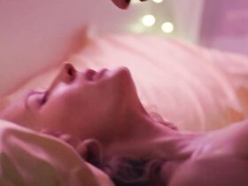 Кристина Казинская голая – Чернобыль: Зона отчуждения (2019) #4