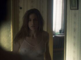 Марина Салас секси – Аче s01e05 (2019) #2