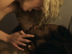 Фанни Метелиус голая – Сердце (2018) #15