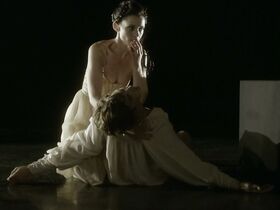 Энн-Мэри Дафф голая – Марго (2009) #7