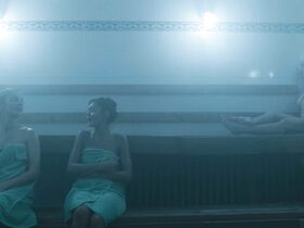 Элла Пернелл голая – Сладкая горечь s02e01-02 (2019) #9