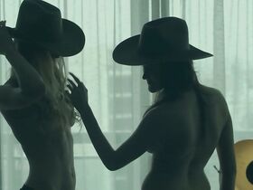 София Сисньега голая, другие – Здесь, на Земле s01e02, e05 (2018) #7