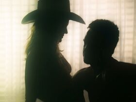 Кейт Босворт голая – Земля I s01e01, e05 (2019) #8