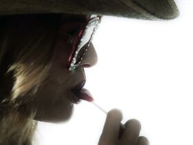 Кейт Босворт голая – Земля I s01e01, e05 (2019) #9