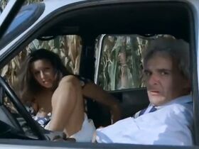 Оана Пелля голая – Fox: Hunter (1993) #6