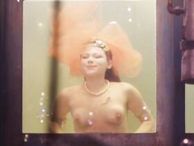 Радмила Щеголева голая – Белый костюм (1999) #6