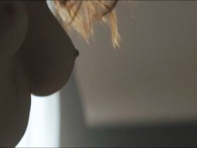 Мари Руэйн голая – Лисы (2012) #4