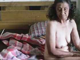 Магдалена Флорес голая – Япония (2002)