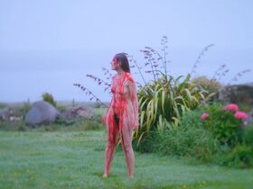 Клара Пэйс голая – Phantom Islands (2018) #9