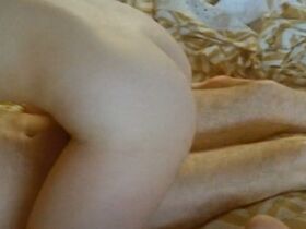 Линда Лай голая – El fascista, la beata y su hija desvirgada (1978) #2