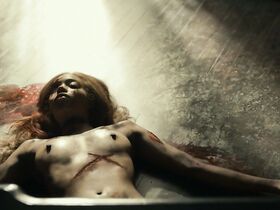 Тиффани Хэйес голая – Болден (2019) #12