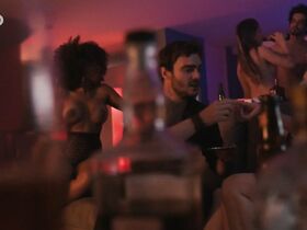 Набия Вилела секси – Секретная жизнь пар s02e03 (2019) #2