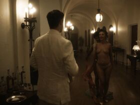 Лорен Мэйнард голая – Человек в высоком замке s03e05 (2018) #2