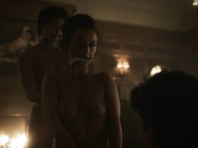 Лорен Мэйнард голая – Человек в высоком замке s03e05 (2018) #6