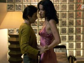 Линда Харди секси – Шпион (2007) #5