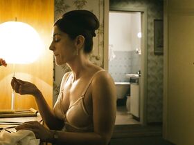 Ульрике С. Чарре голая – Убийство в Эберсвальде (2013) #5