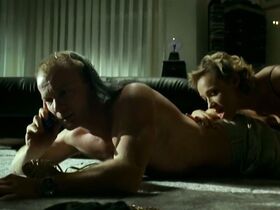 Соня Бохосевич секси – Как я живу? (2008) #1