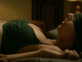 Эмили Ратаковски секси – Идеальная западня (2018) #13