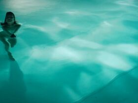 Эмили Ратаковски секси – Идеальная западня (2018) #5