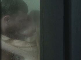 Паулина Чапко голая – Нелегалы s01e02 (2018)