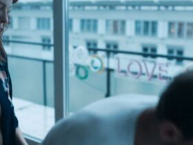 Маржена Покшивиньска голая – Ослепленный огнями s01e04 (2018) #11