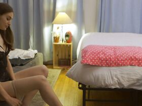 Дженнифер Миссони секси – Управляемые s01e02 (2017) #4