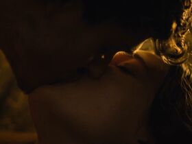 Синнёве Карлсен голая – Медичи: Повелители Флоренции s02e03 (2018) #6