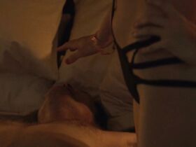 Брида Вул секси – Управляемые s01e08 (2018) #8