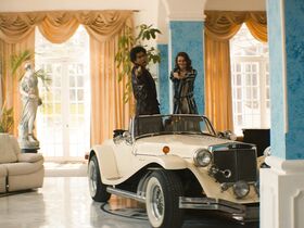 Тесса Иа голая – Нарко: Мексика s01e04-09 (2018) #5