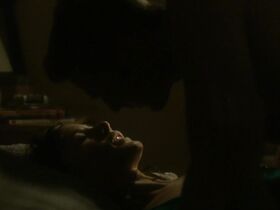 Ванесса Лиоте секси – Пожарный (2017)