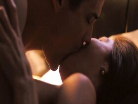 Амара Сарагоса секси – Подарок (2009) #3