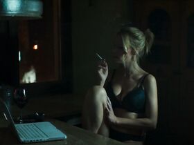 Анна Слю секси – Подбросы (2018) #8