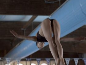 Джулия Микелини голая – Лес s01e01-04 (2015) #5