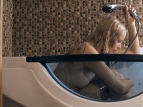 Анна Чурина секси – Потерянное отражение: Исповедь содержанки (2017)