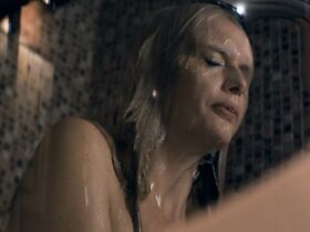 Анна Чурина секси – Потерянное отражение: Исповедь содержанки (2017) #5