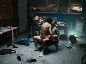 Бибиана Беглау голая – Sieben Stunden (2018)