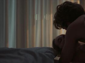 Камила Соди голая – Луис Мигель: tv s01e12 (2017) #9