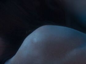 Анаис Демустье голая – Корнелиус, воющий мельник (2017) #4