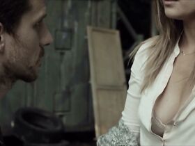 Жюли Де Бона секси – L'Empreinte (2015)