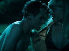 Роос Уилтинк голая – Олденхайм 12 s01e01 (2018) #2