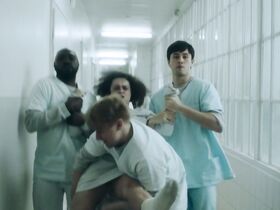 Хелена Бонем Картер голая – 55 шагов (2017) #3